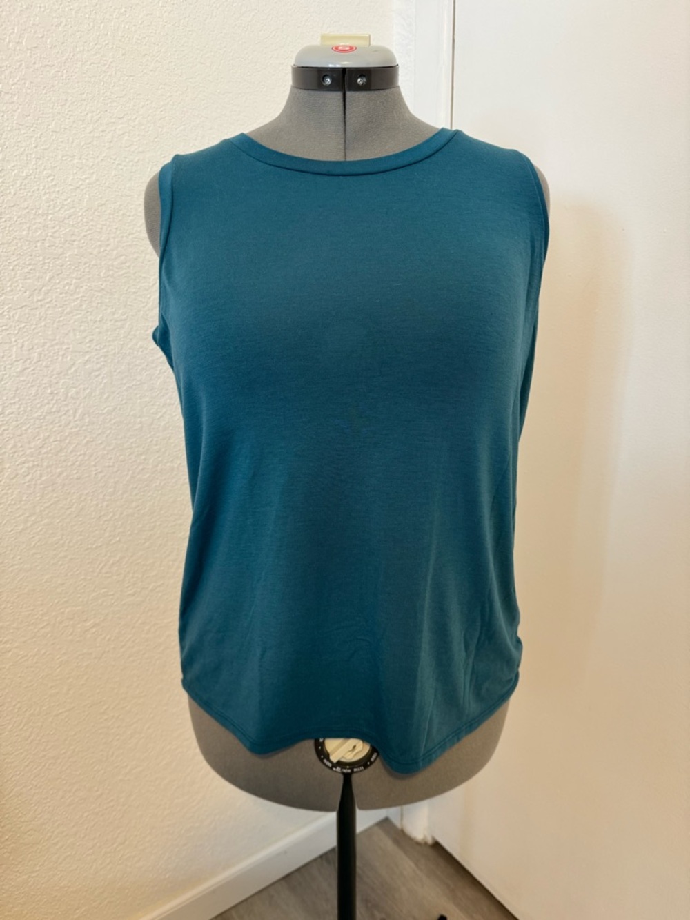 The North Face Split Hem Tank Size M